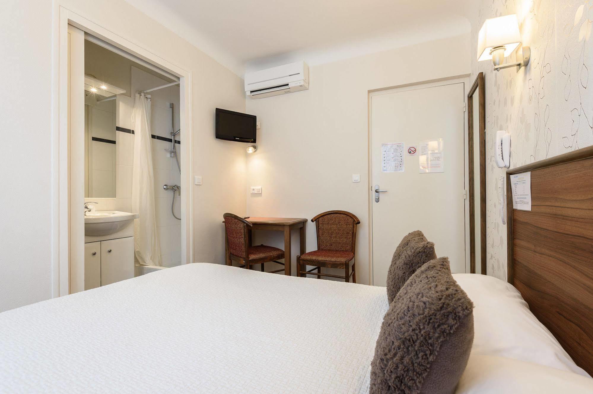 Alfred Hotels Les Halles Biarriz Exterior foto